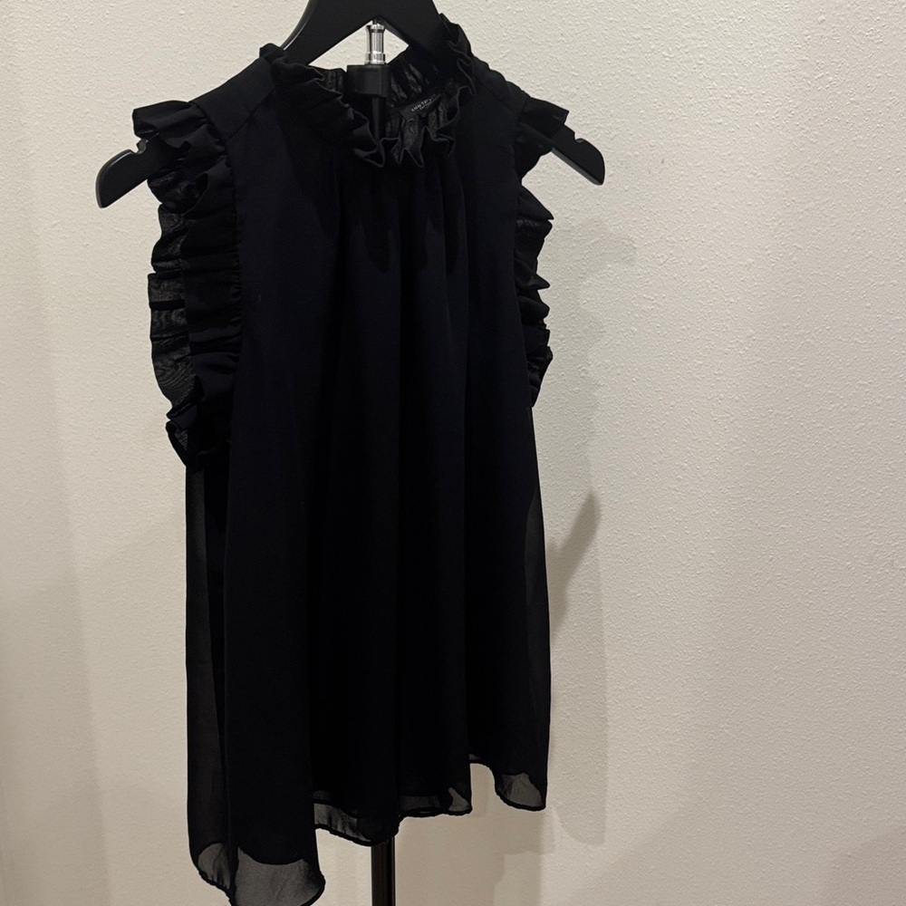 Ann Taylor Factory Black Ruffle Mock Neck Sleeveless Camisole - Picture 3 of 4